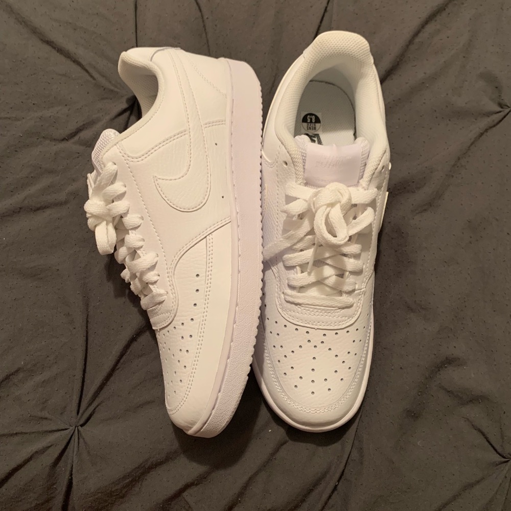 Mens nike size 8.5 all white never worn $60 or best offer